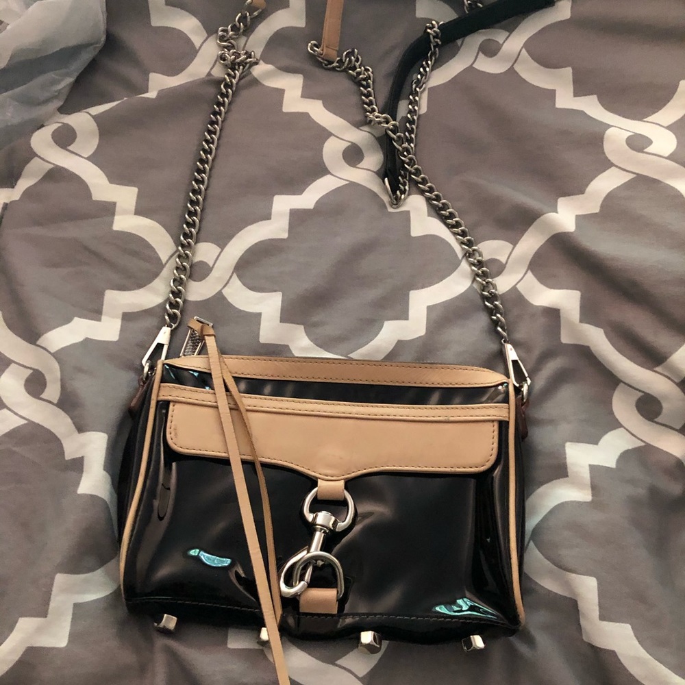 Crossbody bag